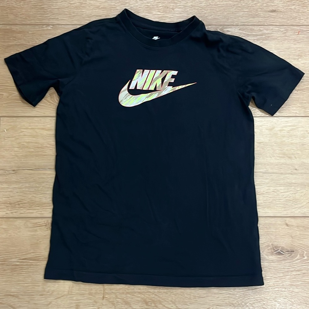 Nike kids XL